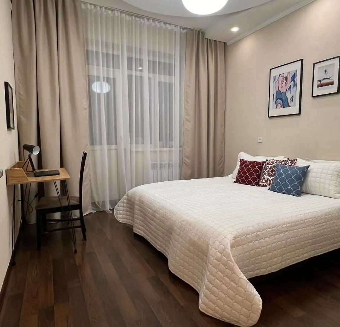 Уютная Квартира На Абая Almaty